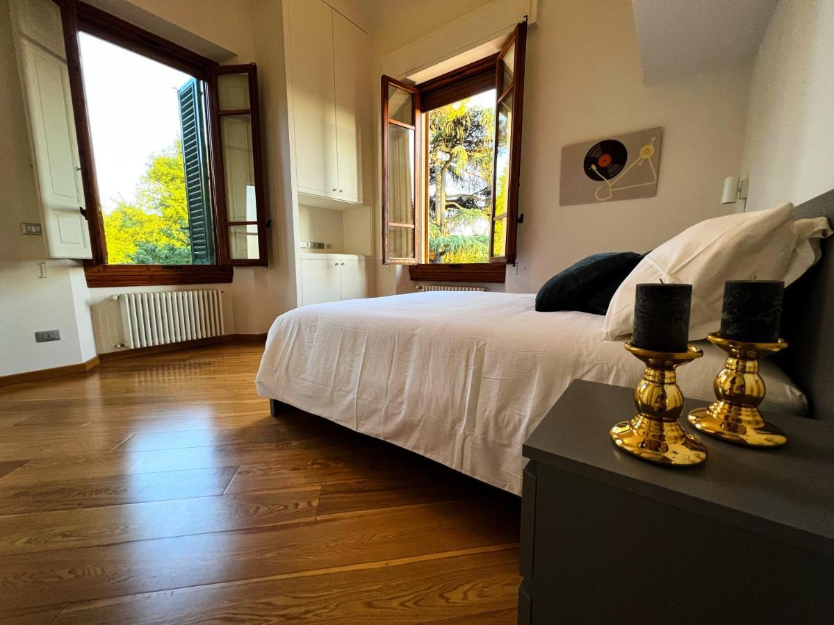 Chic Apt In Villa - Dolcevita Holiday 佛罗伦萨 外观 照片