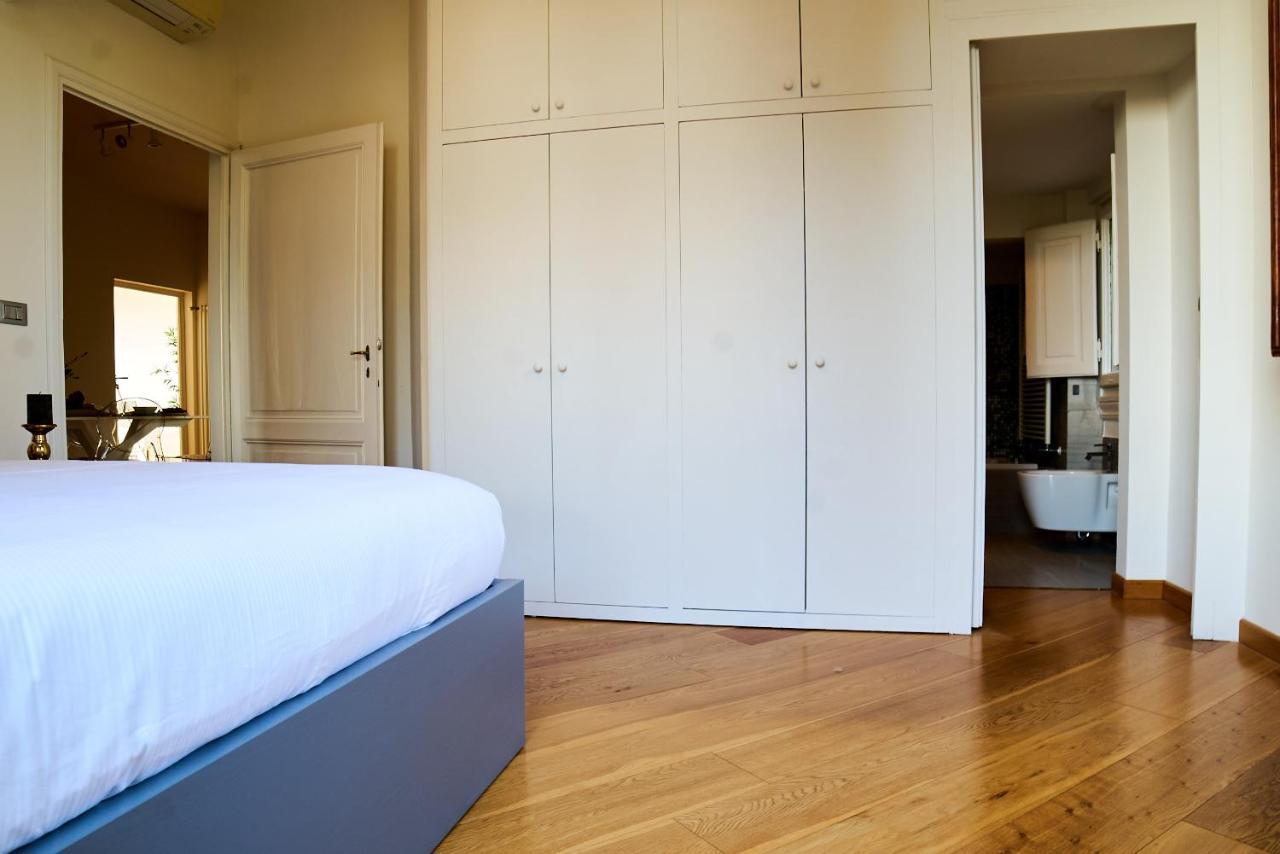 Chic Apt In Villa - Dolcevita Holiday 佛罗伦萨 外观 照片