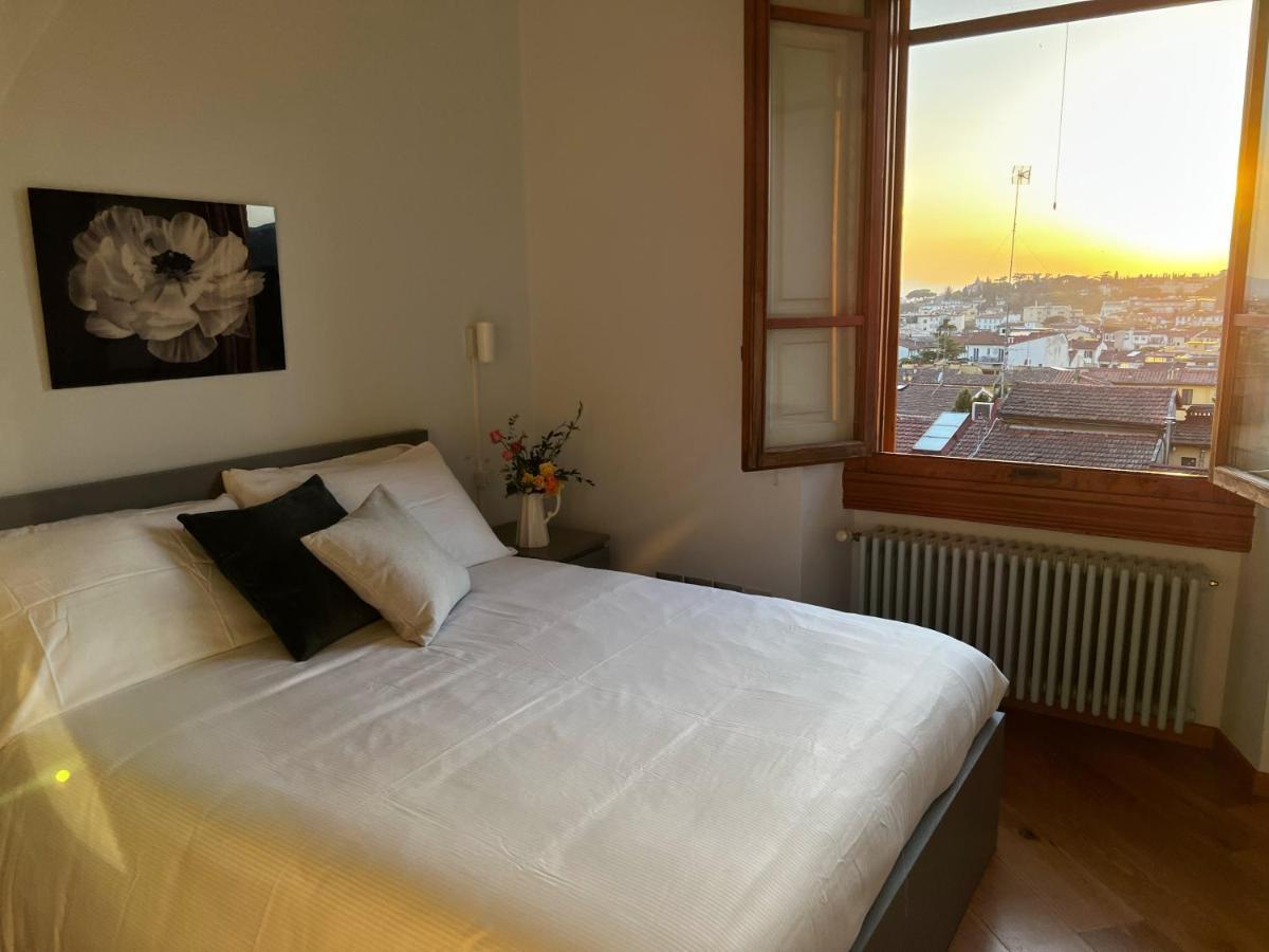 Chic Apt In Villa - Dolcevita Holiday 佛罗伦萨 外观 照片