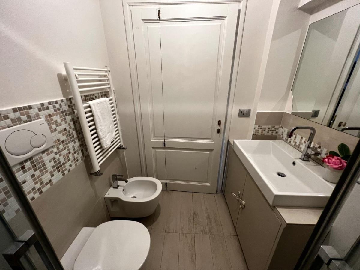 Chic Apt In Villa - Dolcevita Holiday 佛罗伦萨 外观 照片
