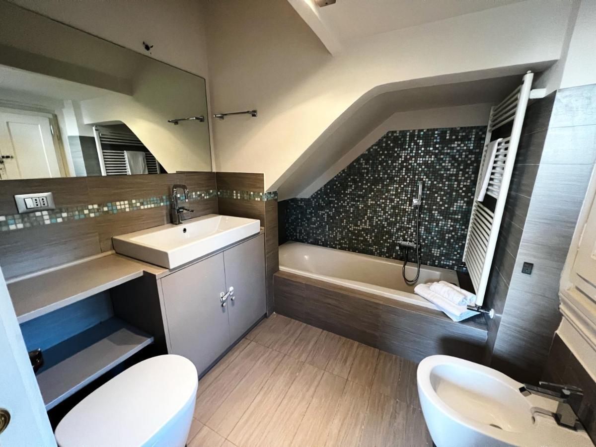 Chic Apt In Villa - Dolcevita Holiday 佛罗伦萨 外观 照片