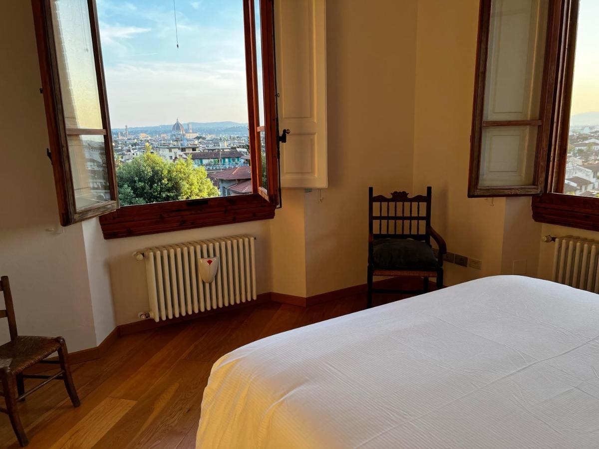 Chic Apt In Villa - Dolcevita Holiday 佛罗伦萨 外观 照片